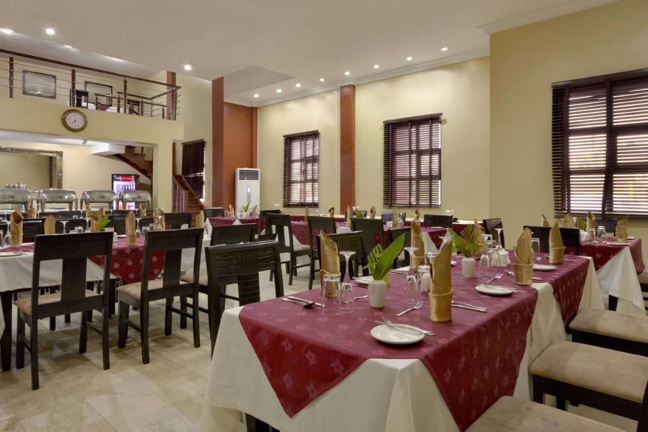 Hawthorn Suites By Wyndham Abuja Exterior photo