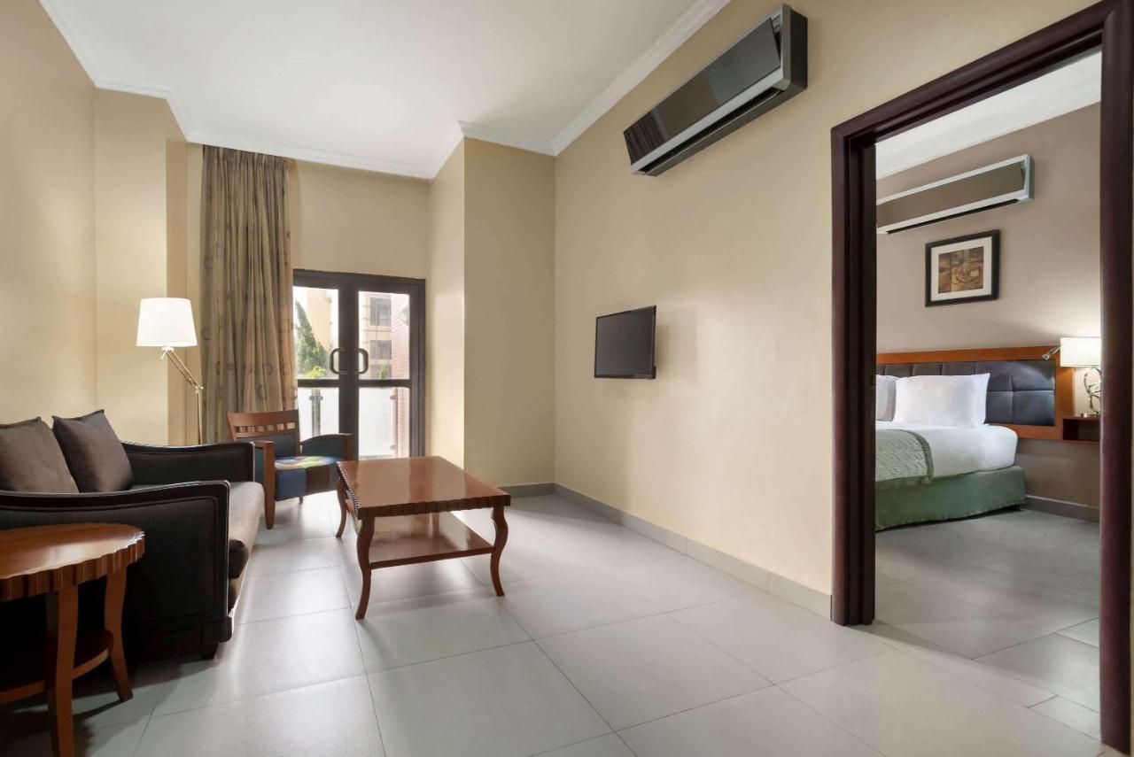 Hawthorn Suites By Wyndham Abuja Exterior photo