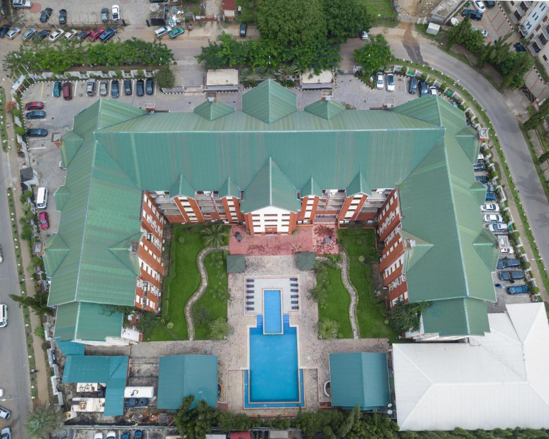 Hawthorn Suites By Wyndham Abuja Exterior photo