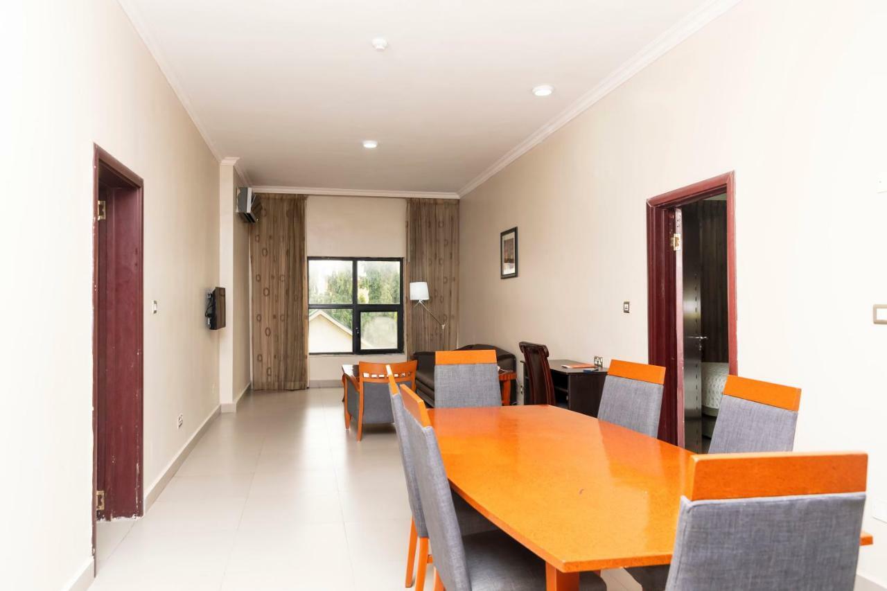 Hawthorn Suites By Wyndham Abuja Exterior photo