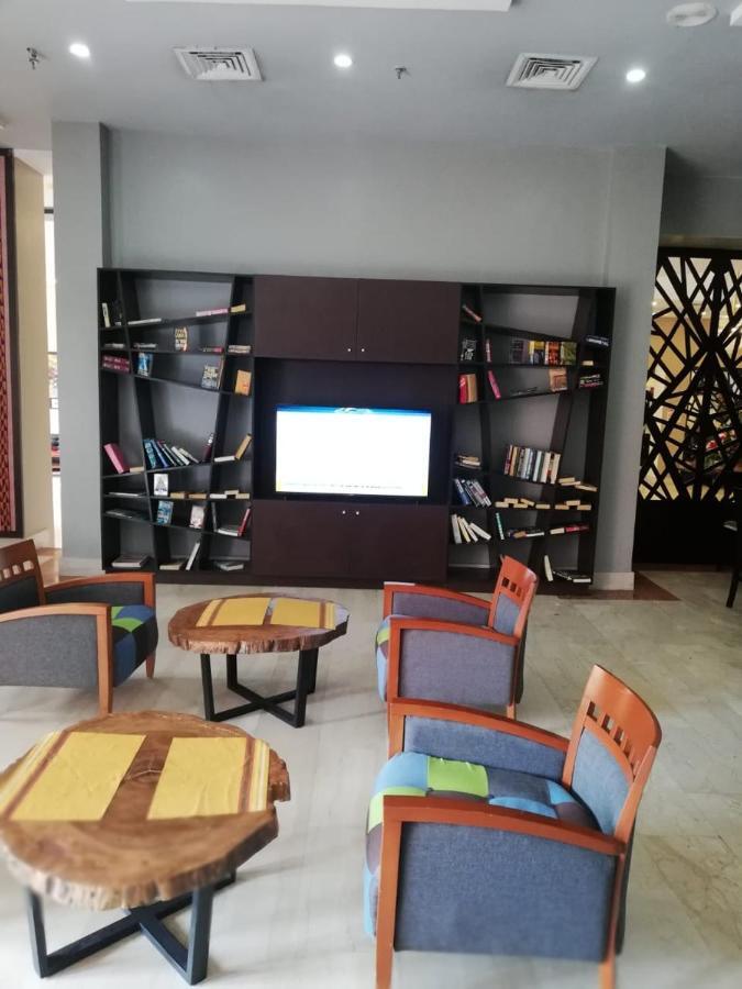 Hawthorn Suites By Wyndham Abuja Exterior photo